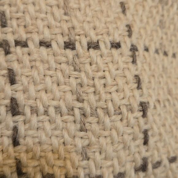 Branigan Weavers Irish Wool Scarf - Picture 6 of 6